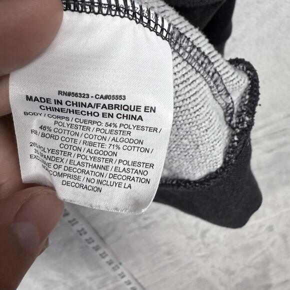 Nike Women’s Dry Color-block Crew Sweatshirt Long Sleeve Size M Dri-Fit Athleic - Picture 7 of 8